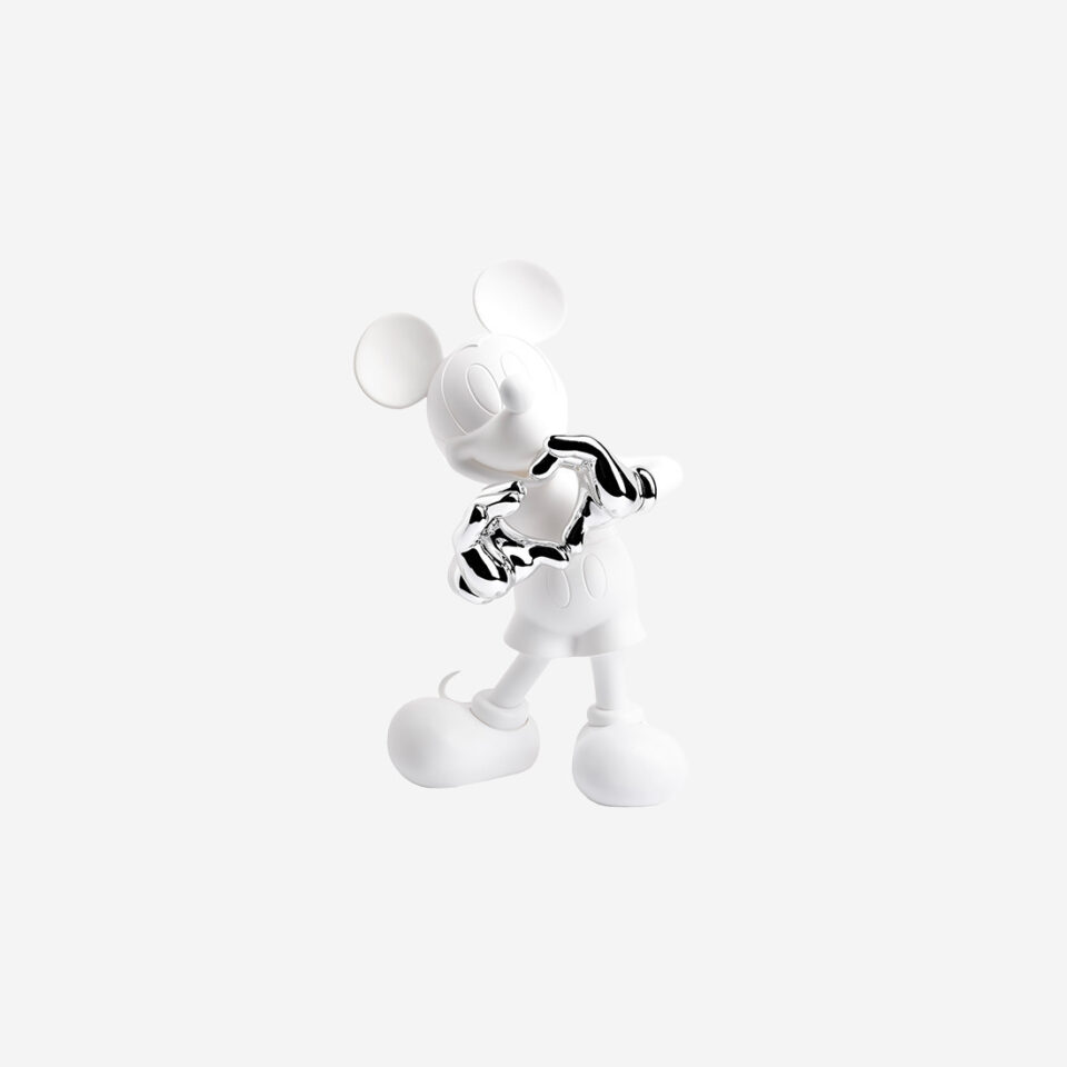 Mickey With Love Small, Sculpture design haut de gamme Leblon Delienne x Kelly Hoppen, style minimaliste et contemporain, disponible chez D-Style Interior