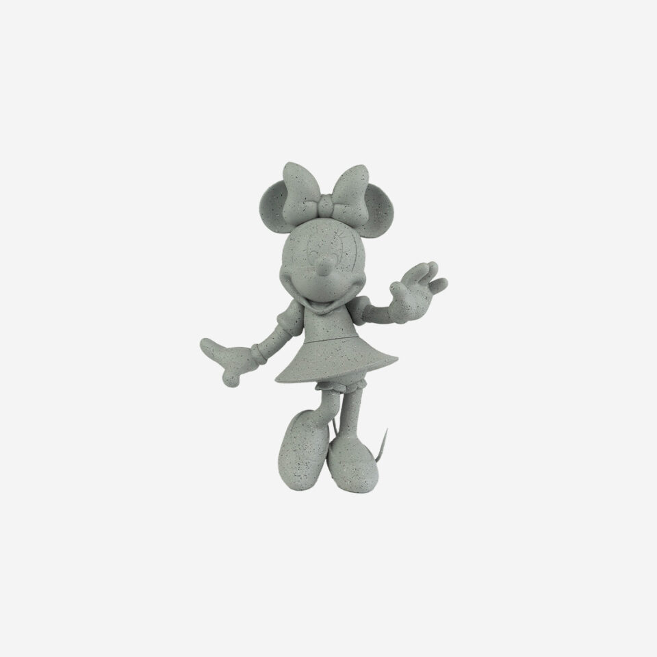 Minnie Welcome Granit Small, sculpture design haut de gamme Leblon Delienne, création contemporaine en finition granit. Disponible chez D-Style Interior.