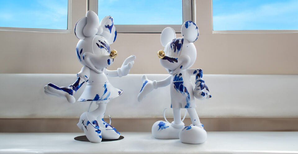 One Minute Mickey Medium, Sculpture design haut de gamme Leblon Delienne, résine peinte à la main, moderne et artistique, disponible chez D-Style Interior