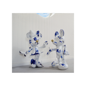 One Minute Mickey Medium, Sculpture design haut de gamme Leblon Delienne, résine peinte à la main, moderne et artistique, disponible chez D-Style Interior