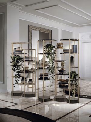 Doge bibliothèque haut de gamme par Vittoria Frigerio, structure métallique et base en frêne teinté, entièrement modulable et personnalisable. Disponible chez D-Style Interior.