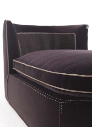 Litta Longue fauteuil design haut de gamme par Vittoria Frigerio, alliant confort, élégance et savoir-faire artisanal. Disponible chez D-Style Interior.