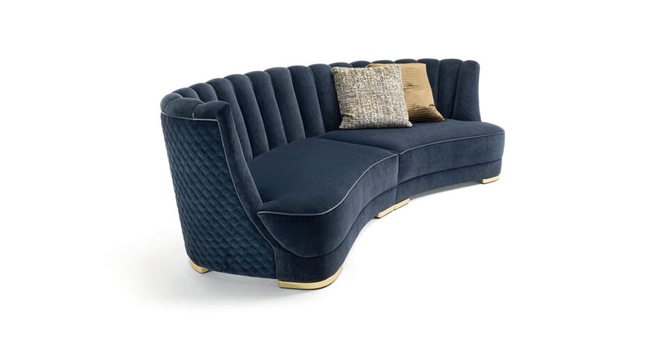 Farnese canapé design haut de gamme par Vittoria Frigerio, un canapé modulable alliant élégance, confort et finitions artisanales. Disponible chez D-Style Interior.