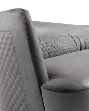 Greppi canapé design haut de gamme par Vittoria Frigerio, un canapé modulaire élégant et raffiné aux détails matelassés distinctifs. Disponible chez D-Style Interior.