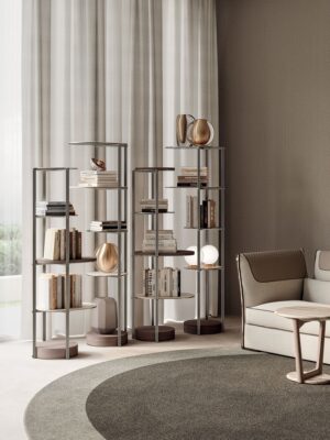 Doge bibliothèque haut de gamme par Vittoria Frigerio, structure métallique et base en frêne teinté, entièrement modulable et personnalisable. Disponible chez D-Style Interior.