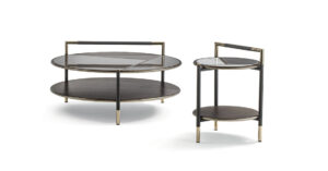 Araldo table basse design haut de gamme en cuir cuoio, bois laqué Bronze Patiné et inserts en grès effet marbre. Disponible chez D-Style Interior.