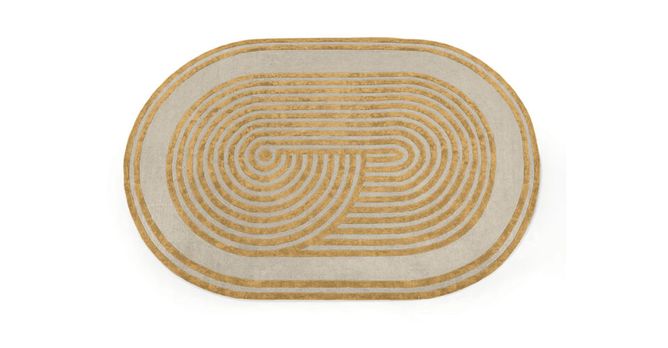 Casati tapis design haut de gamme en Tencel, texture contemporaine et motif courbé élégant. Disponible en Cream, Taupe et Honey. Disponible chez D-Style Interior.