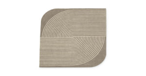 Cusani tapis de Vittoria Frigerio associe lignes précises et courbes élégantes dans un tapis haut de gamme en Tencel. Disponible chez D-Style Interior.