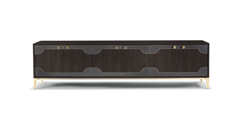 Crivelli buffet de Vittoria Frigerio, un meuble design haut de gamme associant bois, cuir et finitions métalliques. Disponible chez D-Style Interior.