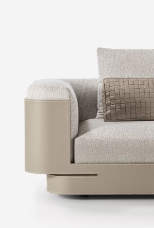 Necchi canapé design haut de gamme par Vittoria Frigerio, une pièce modulaire au style architectural et raffiné, associant cuir, confort et élégance contemporaine. Disponible chez D-Style Interior.