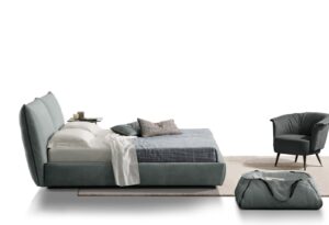 Cocoon Night Lit king-size en cuir avec structure tressée et design élégant. Alliance parfaite entre confort, artisanat et modernité. Disponible chez D-Style Interior.