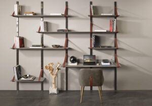 Brooklyn de Gamma Arredamenti, bibliothèque design avec étagères personnalisables et détails en cuir. Disponible chez D-Style Interior.