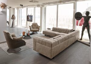 Marlon canapé moderne en cuir capitonné par Gamma Arredamenti, alliance d’élégance, de confort et de design italien. Disponible chez D-Style Interior.