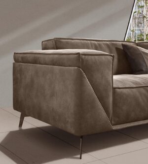 Edwin canapé design haut de gamme par Gamma Arredamenti. Lignes géométriques, confort luxueux et finitions artisanales. Disponible chez D-Style Interior.