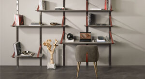 Sally de Gamma Arredamenti, une chaise en cuir élégante au confort d’un fauteuil. Idéale pour les intérieurs modernes. Disponible chez D-Style Interior.