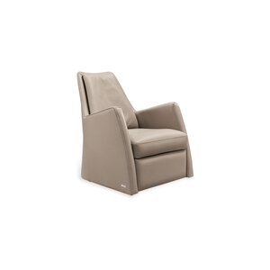 KATE fauteuil en cuir signé Gamma Arredamenti. Design haut de gamme, confort exceptionnel et finitions artisanales. Disponible chez D-Style Interior.