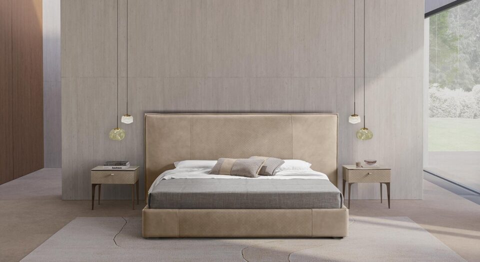 Découvrez le lit Batik Night de Gamma Arredamenti, un modèle en cuir pleine fleur au design moderne et raffiné. Disponible chez D-Style Interior.