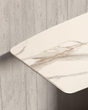 Milos console de Gamma Arredamenti associe cuir, verre, céramique ou marbre avec inserts métalliques raffinés. Élégance italienne disponible chez D-Style Interior.