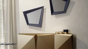 Origami Maxi Buffet design haut de gamme par Reflex Angelo avec structure métallique raffinée, trois portes et étagères en verre. Disponible chez D-Style Interior.