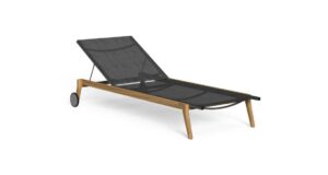 Bain de soleil Moon en teck avec assise en textilène noir