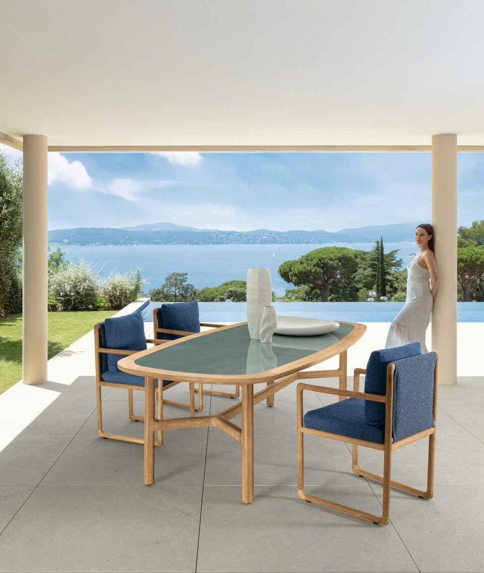 Jun Table à manger 140×120 – Talenti