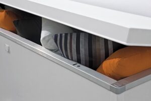 Fuse Coffre à coussins PCA blanc F8 grand – Manutti