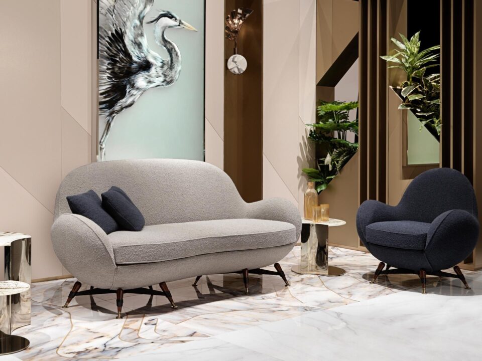 Fauteuil Mercury de Visionnaire à côté du canapé assorti